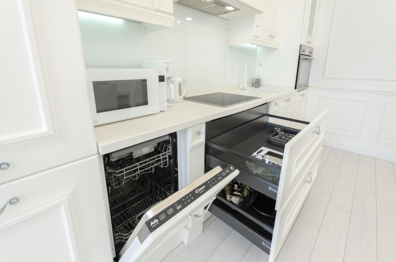 Petrovdom Apartments 10-353 In Rc Central Park, 7 John Mccain Street キエフ エクステリア 写真
